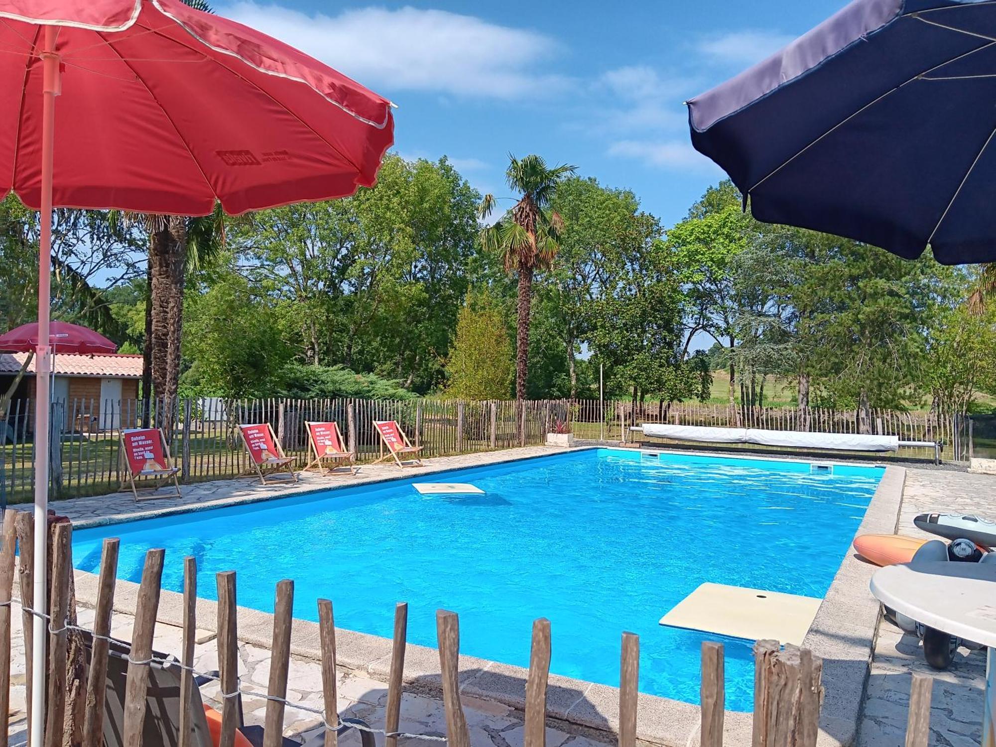 Le Moulin Du Comte Frühstückspension